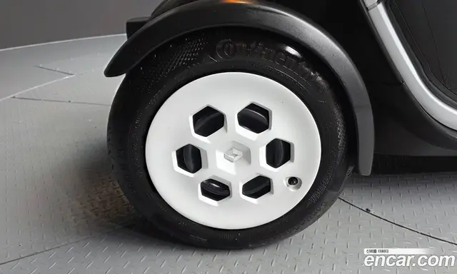 Renault (Samsung) Twizy 2020 0.1 АКПП, миниатюра 4 Renault (Samsung) Twizy 2020 0.1 АКПП, миниатюра 4