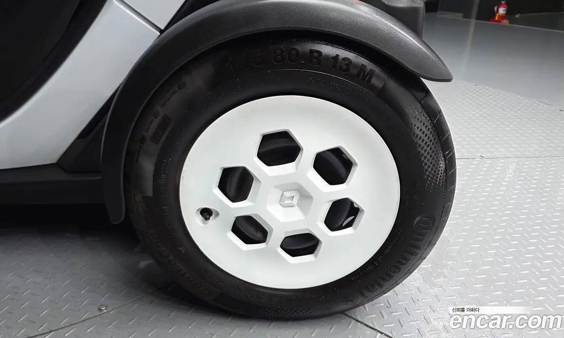 Renault (Samsung) Twizy 2020 0.1 АКПП, фото 6 Renault (Samsung) Twizy 2020 0.1 АКПП, фото 6