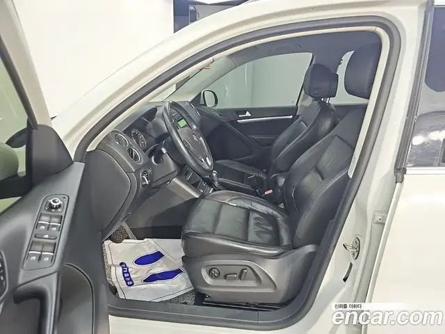 Volkswagen Tiguan 2014 2.0 АКПП, миниатюра 11 Volkswagen Tiguan 2014 2.0 АКПП, миниатюра 11