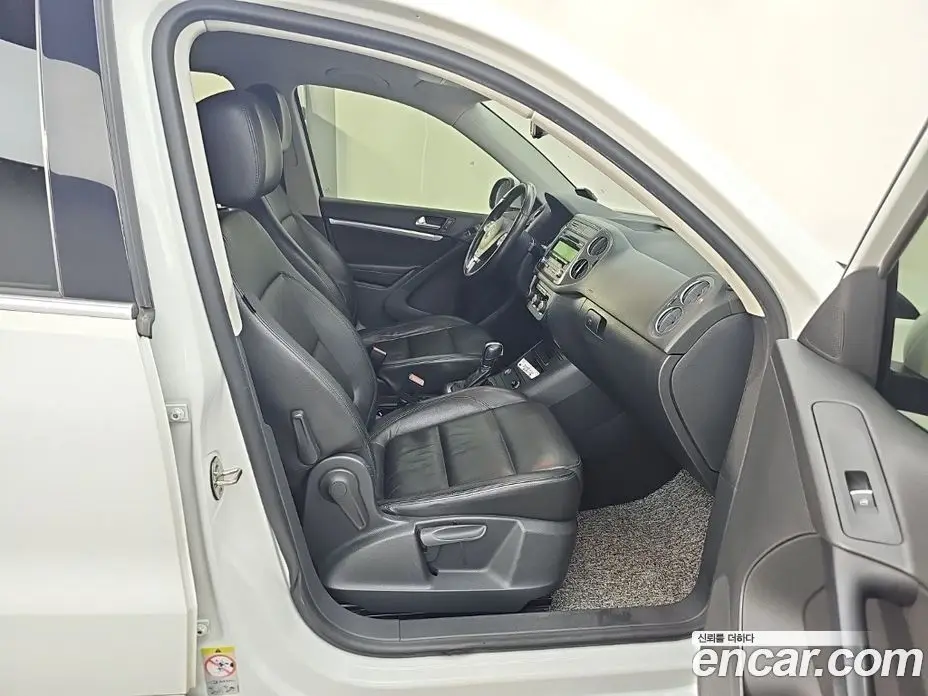 Volkswagen Tiguan 2014 2.0 АКПП, фото 17 Volkswagen Tiguan 2014 2.0 АКПП, фото 17