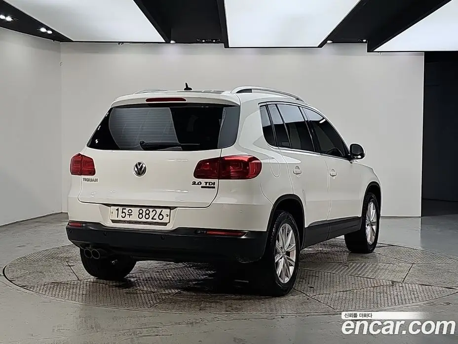 Volkswagen Tiguan 2014 2.0 АКПП, фото 4 Volkswagen Tiguan 2014 2.0 АКПП, фото 4