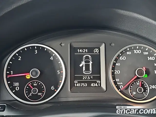 Volkswagen Tiguan 2014 2.0 АКПП, миниатюра 7 Volkswagen Tiguan 2014 2.0 АКПП, миниатюра 7