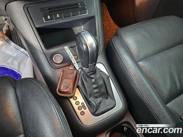Volkswagen Tiguan 2014 2.0 АКПП, миниатюра 8 Volkswagen Tiguan 2014 2.0 АКПП, миниатюра 8