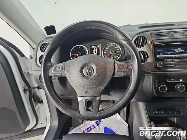 Volkswagen Tiguan 2014 2.0 АКПП, миниатюра 9 Volkswagen Tiguan 2014 2.0 АКПП, миниатюра 9
