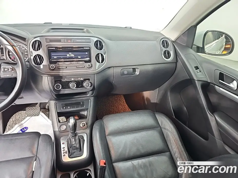 Volkswagen Tiguan 2014 2.0 АКПП, фото 10 Volkswagen Tiguan 2014 2.0 АКПП, фото 10