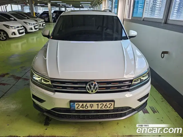 Volkswagen Tiguan 2020 2.0 АКПП, миниатюра 3 Volkswagen Tiguan 2020 2.0 АКПП, миниатюра 3