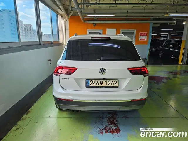Volkswagen Tiguan 2020 2.0 АКПП, миниатюра 4 Volkswagen Tiguan 2020 2.0 АКПП, миниатюра 4