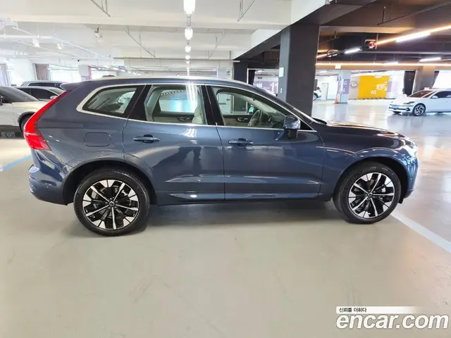 Volvo XC60 2025 2.0 АКПП, миниатюра 4