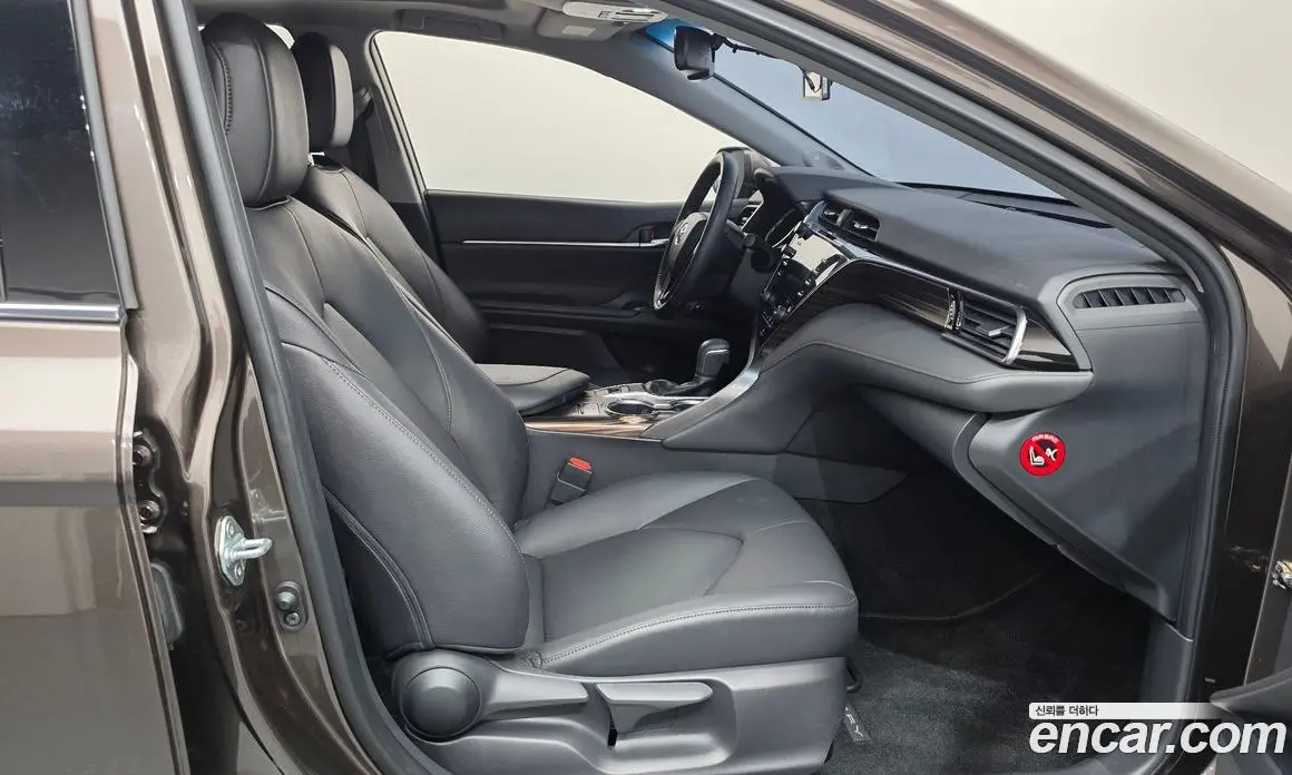 Toyota Camry 2019 2.5 АКПП, фото 16 Toyota Camry 2019 2.5 АКПП, фото 16
