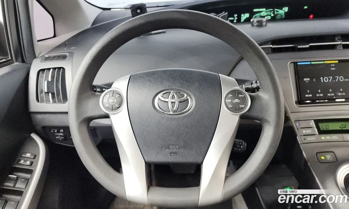 Toyota Prius 2014 1.8 АКПП, фото 15 Toyota Prius 2014 1.8 АКПП, фото 15