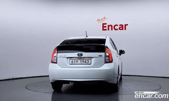 Toyota Prius 2014 1.8 АКПП, миниатюра 4 Toyota Prius 2014 1.8 АКПП, миниатюра 4
