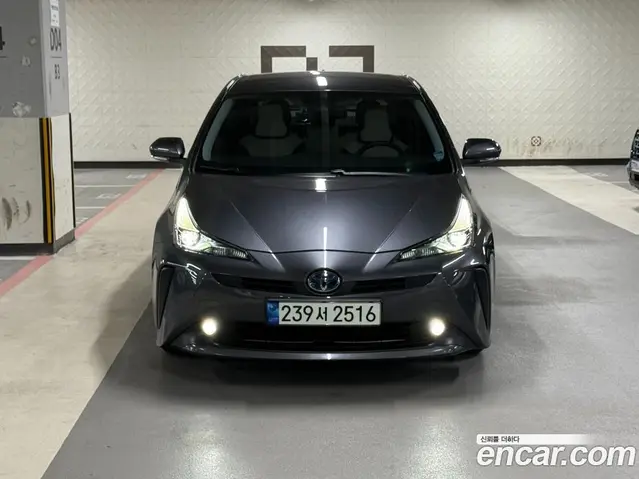 Toyota Prius, 2021, 25 020 км Toyota Prius, 2021, 25 020 км