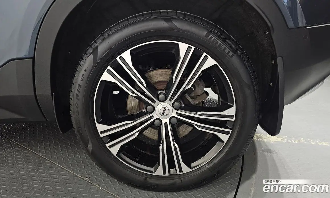 Volvo XC40 2021 2.0 АКПП, фото 7