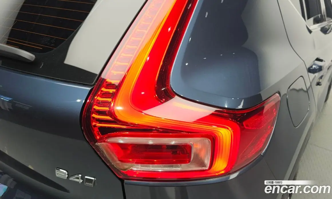 Volvo XC40 2021 2.0 АКПП, фото 9
