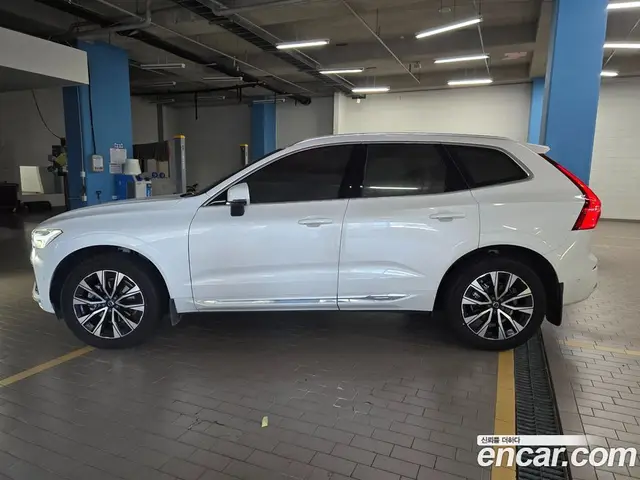 Volvo XC60 2023 2.0 АКПП, миниатюра 5