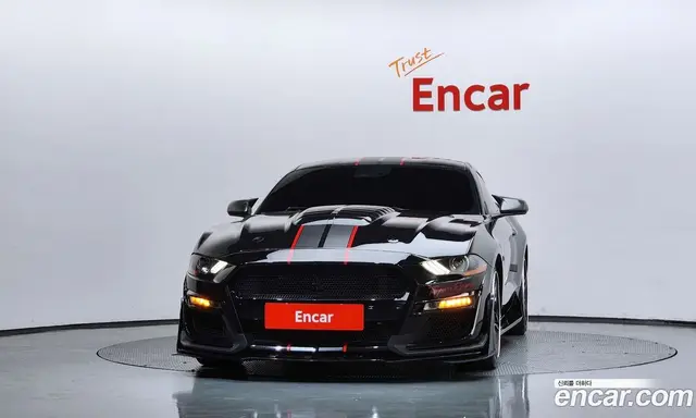 Ford Mustang 2020 5.0 АКПП, миниатюра 3