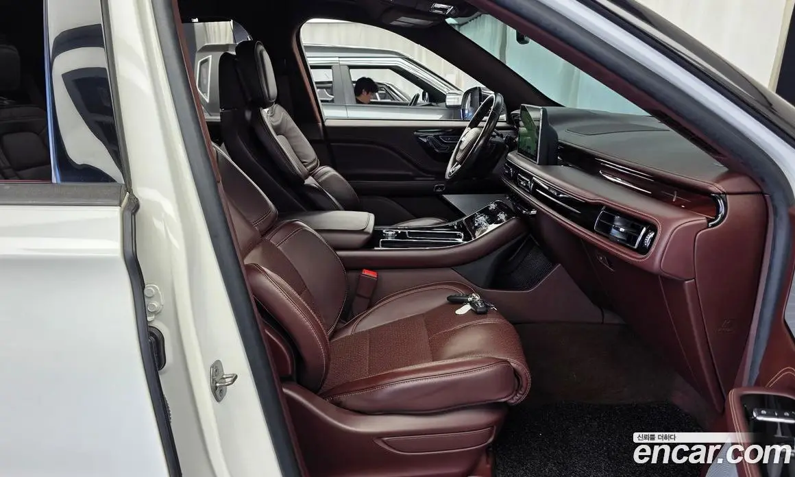 Lincoln Aviator 2022 3.0 АКПП, фото 11 Lincoln Aviator 2022 3.0 АКПП, фото 11