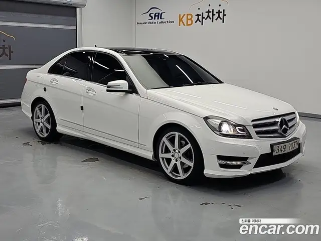 Mercedes-Benz C-Class 2013 1.8 АКПП, миниатюра 4 Mercedes-Benz C-Class 2013 1.8 АКПП, миниатюра 4