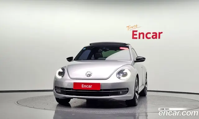 Volkswagen Beetle 2016 2.0 АКПП, миниатюра 2 Volkswagen Beetle 2016 2.0 АКПП, миниатюра 2