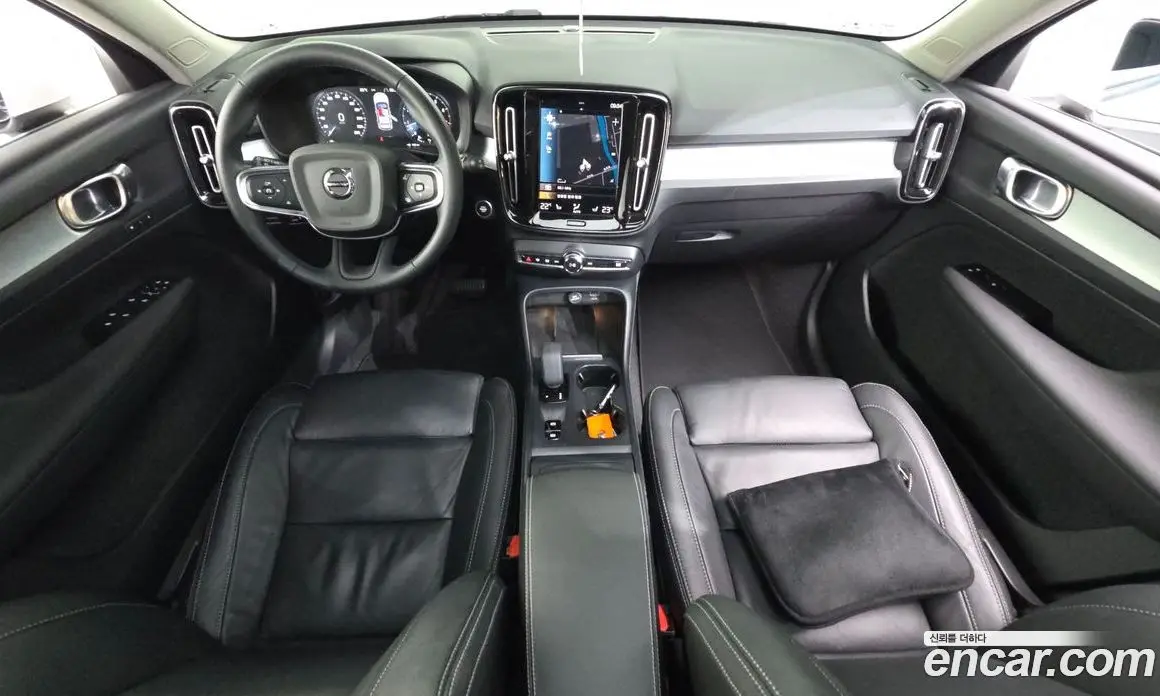Volvo XC40 2021 2.0 АКПП, фото 7