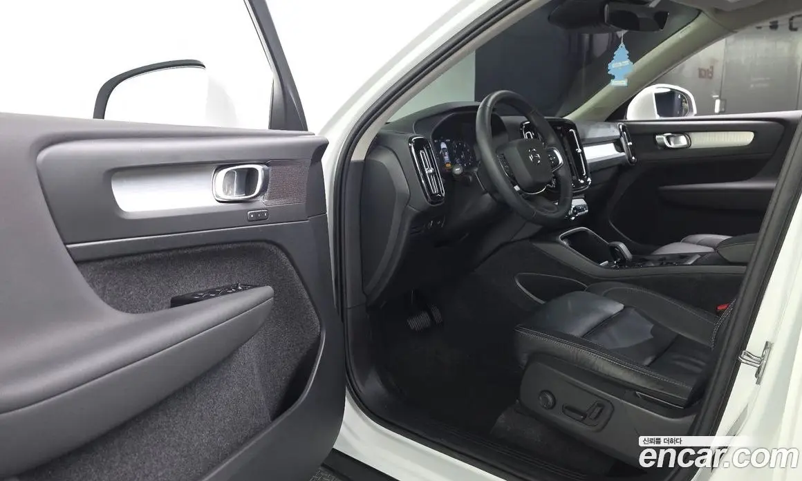 Volvo XC40 2021 2.0 АКПП, фото 10