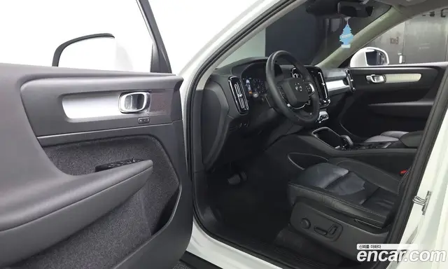 Volvo XC40 2021 2.0 АКПП, миниатюра 10