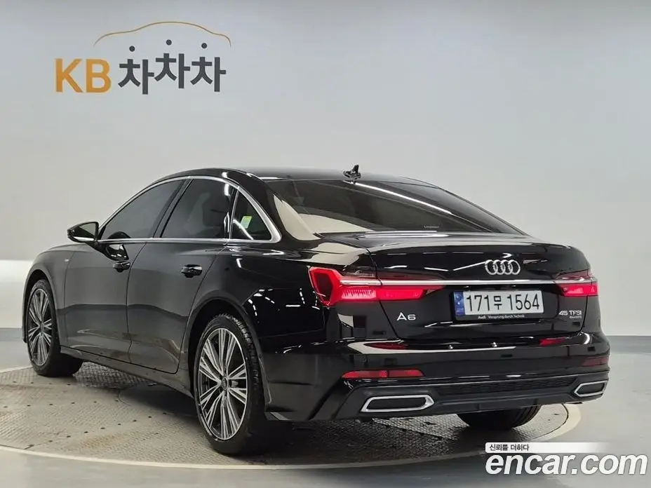 Audi A6 2023 2.0 АКПП, фото 2