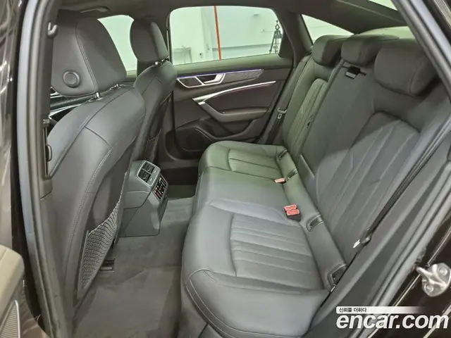 Audi A6 2023 2.0 АКПП, миниатюра 12