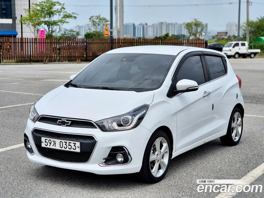 Chevrolet Spark 2016 1.0 АКПП, фото 1