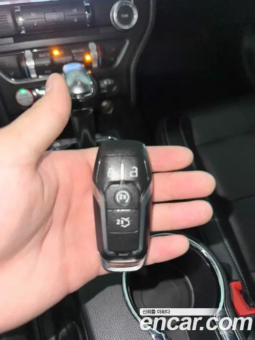 Ford Mustang 2015 2.3 АКПП, фото 17