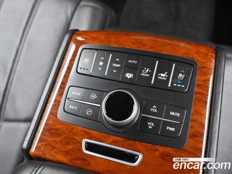 Hyundai Equus 2012 5.0 АКПП, фото 16 Hyundai Equus 2012 5.0 АКПП, фото 16