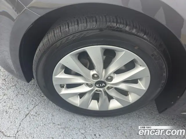 Kia K5 (Optima) 2015 2.0 АКПП, миниатюра 6 Kia K5 (Optima) 2015 2.0 АКПП, миниатюра 6