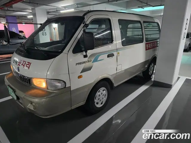 Kia Pregio 2003 3.0 МКПП, миниатюра 2