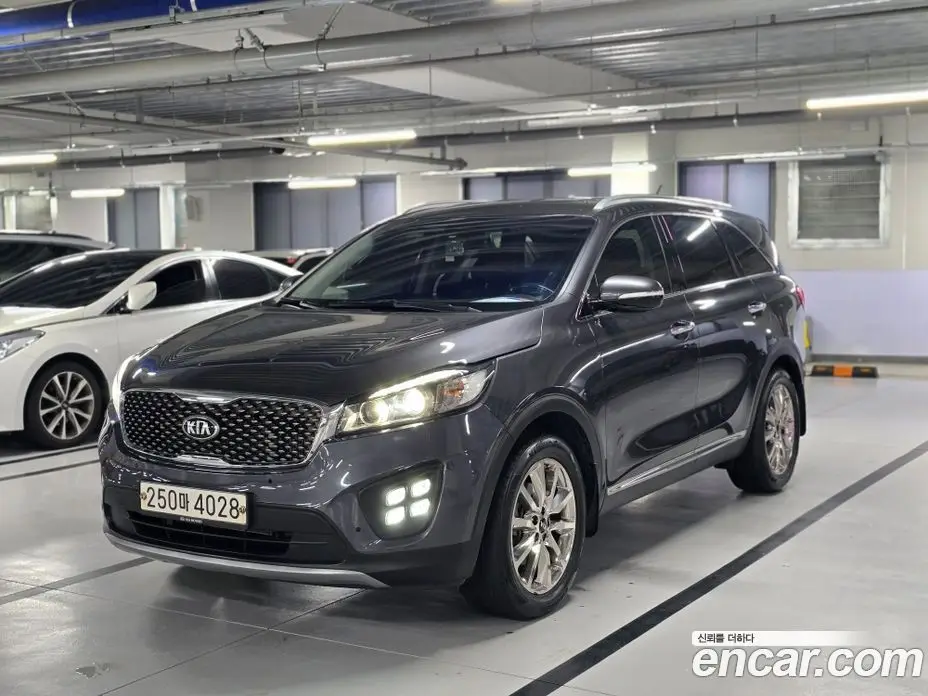 Kia Sorento 2016 2.0 АКПП, фото 1