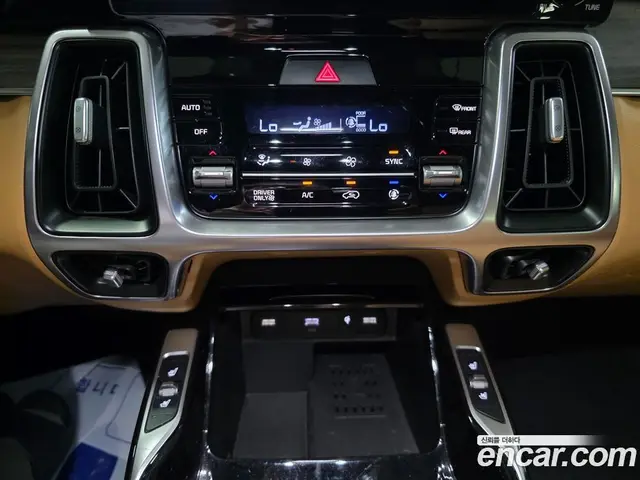 Kia Sorento 2022 1.6 АКПП, миниатюра 9 Kia Sorento 2022 1.6 АКПП, миниатюра 9