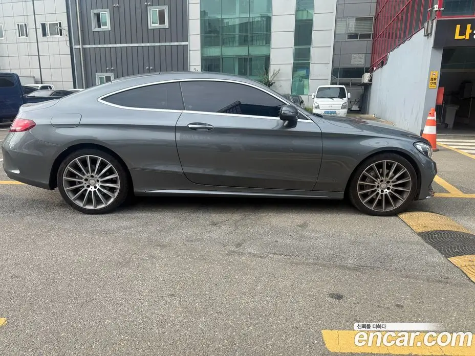 Mercedes-Benz C-Class 2016 2.0 АКПП, фото 2