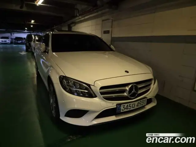 Mercedes-Benz C-Class, 2020, 118 660 км