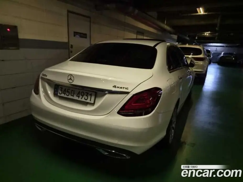 Mercedes-Benz C-Class 2020 1.9 АКПП, фото 2