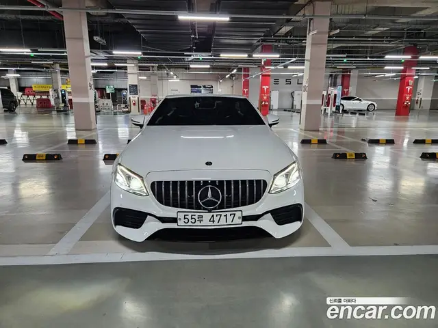 Mercedes-Benz E-Class 2018 1.9 АКПП, миниатюра 3 Mercedes-Benz E-Class 2018 1.9 АКПП, миниатюра 3