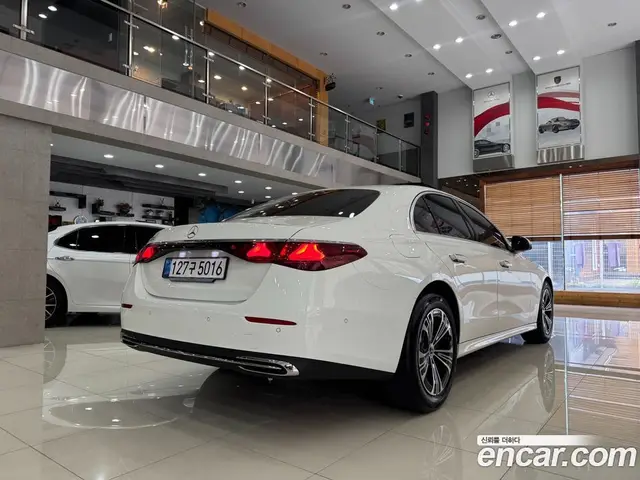 Mercedes-Benz E-Class 2025 2.0 АКПП, миниатюра 2 Mercedes-Benz E-Class 2025 2.0 АКПП, миниатюра 2