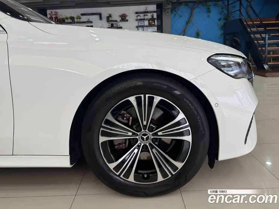 Mercedes-Benz E-Class 2025 2.0 АКПП, фото 5 Mercedes-Benz E-Class 2025 2.0 АКПП, фото 5