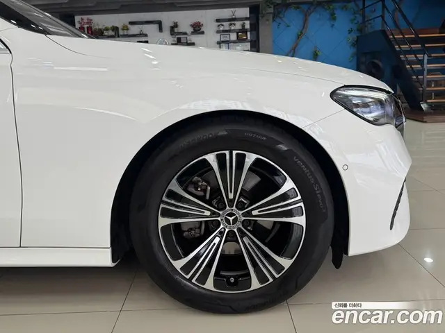Mercedes-Benz E-Class 2025 2.0 АКПП, миниатюра 5 Mercedes-Benz E-Class 2025 2.0 АКПП, миниатюра 5