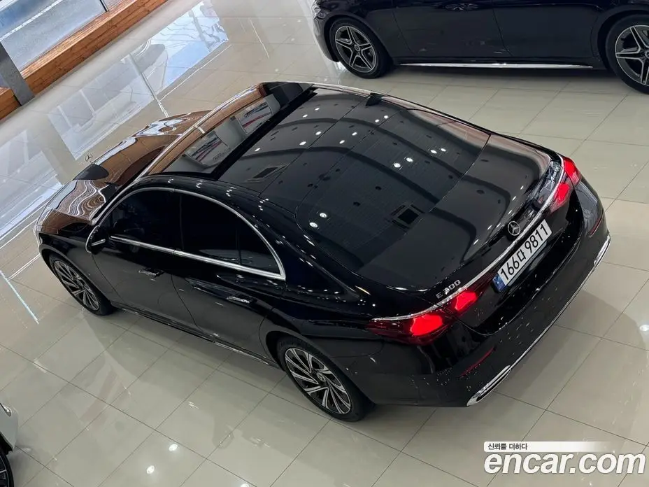 Mercedes-Benz E-Class 2025 2.0 АКПП, фото 19