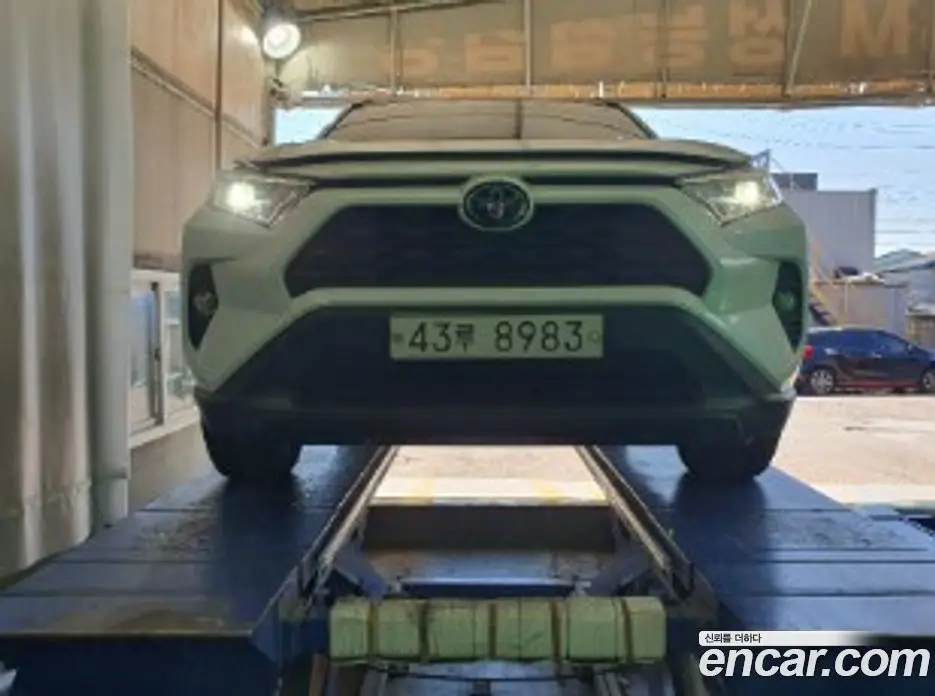 Toyota RAV4 2020 2.5 АКПП, фото 1 Toyota RAV4 2020 2.5 АКПП, фото 1
