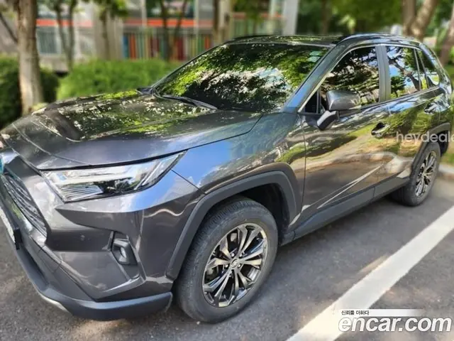 Toyota RAV4 2024 2.5 АКПП, миниатюра 2 Toyota RAV4 2024 2.5 АКПП, миниатюра 2