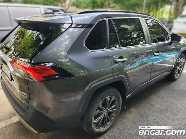 Toyota RAV4 2024 2.5 АКПП, миниатюра 4 Toyota RAV4 2024 2.5 АКПП, миниатюра 4