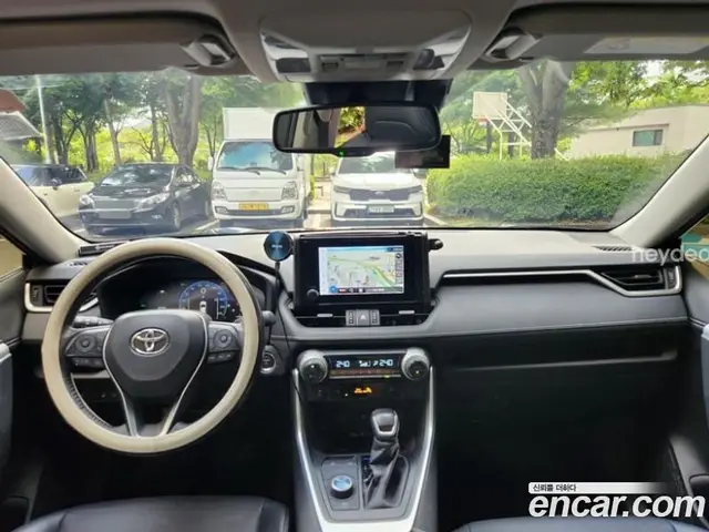 Toyota RAV4 2024 2.5 АКПП, миниатюра 9 Toyota RAV4 2024 2.5 АКПП, миниатюра 9