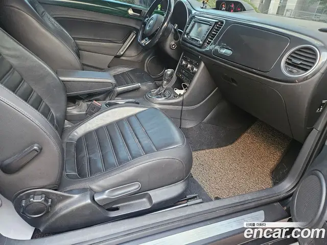 Volkswagen Beetle 2013 2.0 АКПП, миниатюра 11 Volkswagen Beetle 2013 2.0 АКПП, миниатюра 11
