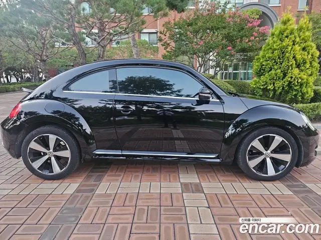Volkswagen Beetle 2013 2.0 АКПП, миниатюра 4 Volkswagen Beetle 2013 2.0 АКПП, миниатюра 4