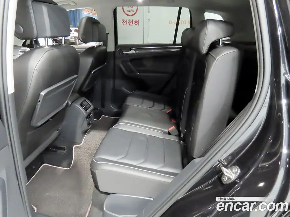Volkswagen Tiguan 2018 2.0 АКПП, фото 11 Volkswagen Tiguan 2018 2.0 АКПП, фото 11